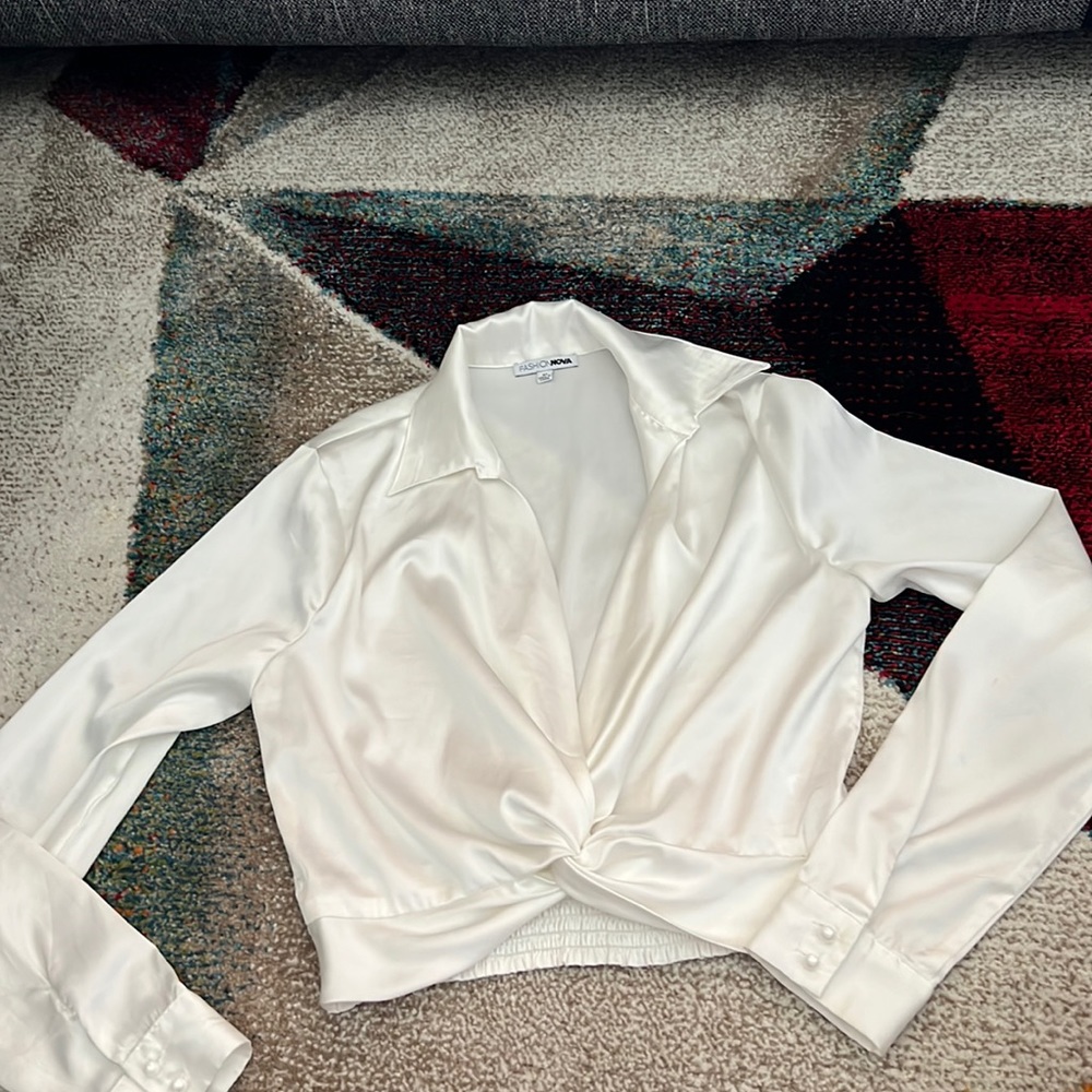 Off white twisted top